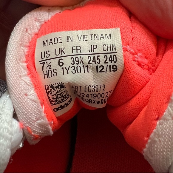 Adidas Bounce Running Shoe, Women’s size 7.5 - Picture 8 of 12